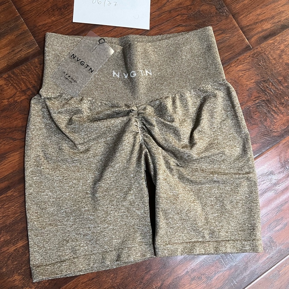 nvgtn scrunch shorts